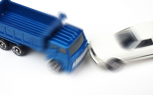 交通事故時の施術費用・慰謝料について